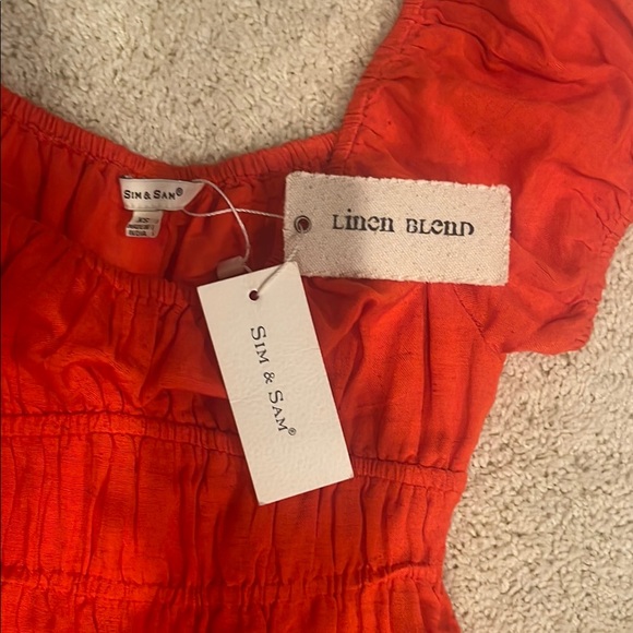 Orange Puff-Sleeve Midi Dress - Picture 2 of 5